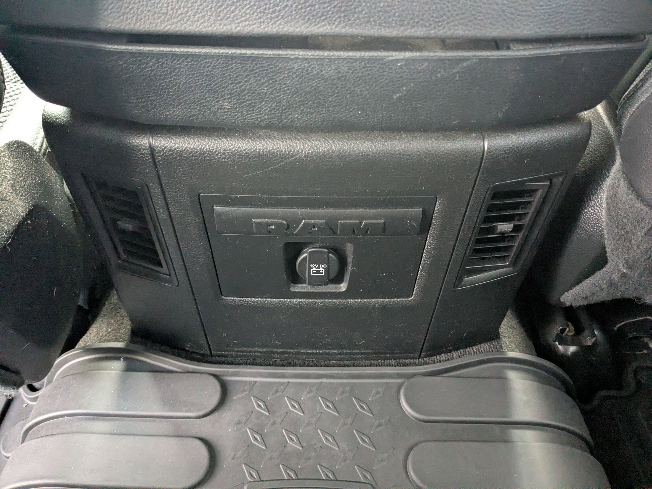 Used 2018 RAM 1500 Sport image 27