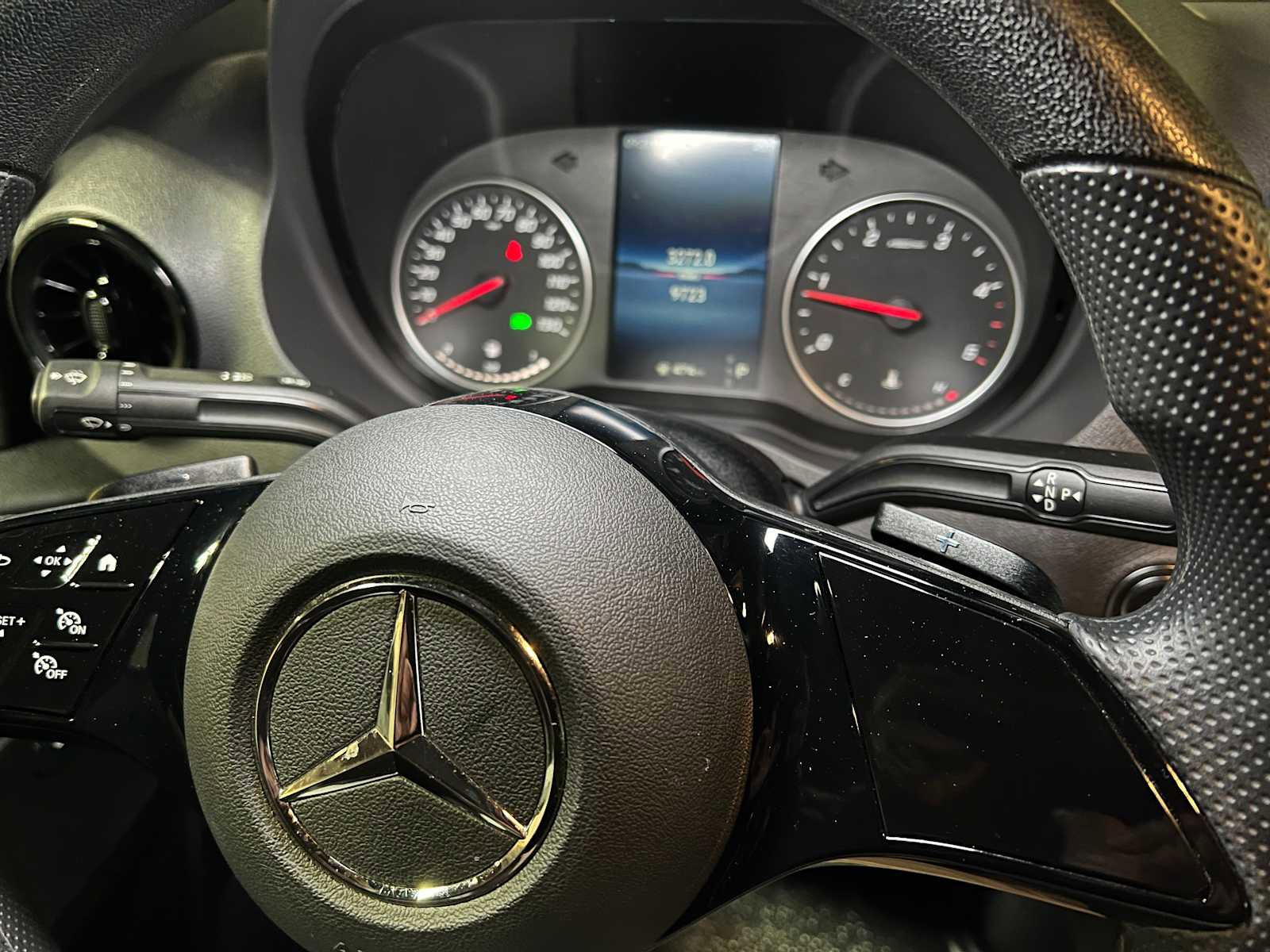 Used 2025 Mercedes-Benz Sprinter 2500 image 24