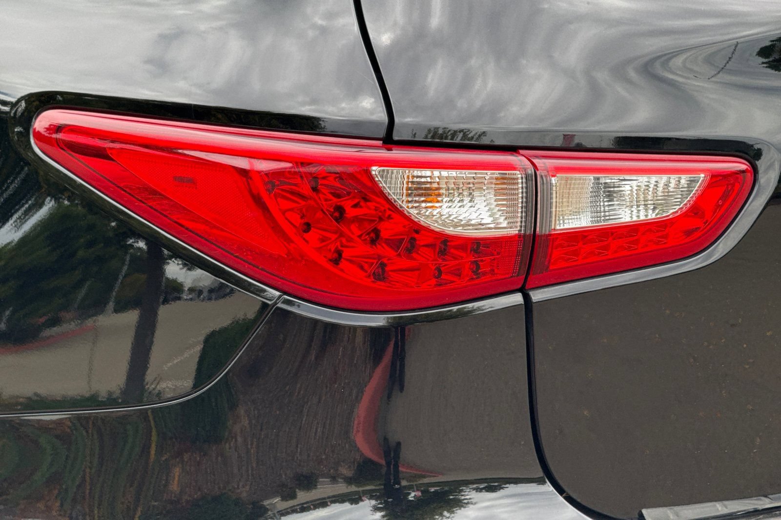 Used 2015 INFINITI QX60 Luxe w/ Premium Plus Package AWD/4WD image 50