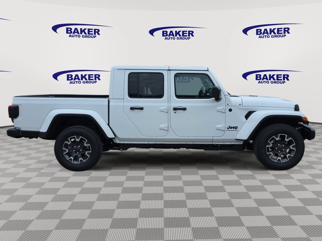 New 2026 Jeep Gladiator Sport AWD/4WD image 2