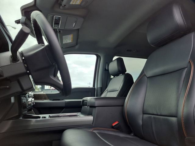 Used 2025 Ford F450 Lariat AWD/4WD image 20