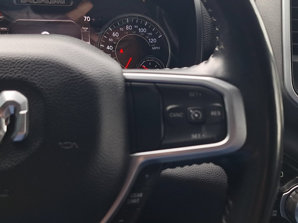 Used 2022 RAM 1500 Big Horn AWD/4WD image 17