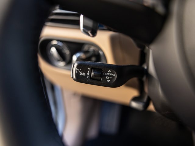 New 2026 Porsche Macan image 46