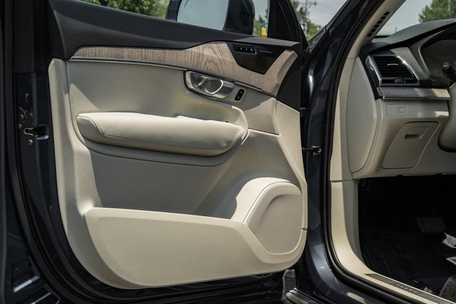 Certified 2024 Volvo XC90 B6 Plus w/ Protection Package Premier AWD/4WD image 36