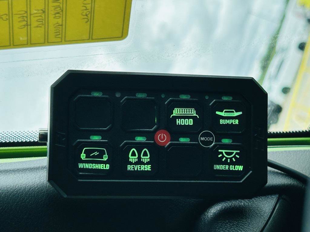 New 2025 Jeep Gladiator Sport w/ Premium Package image 12