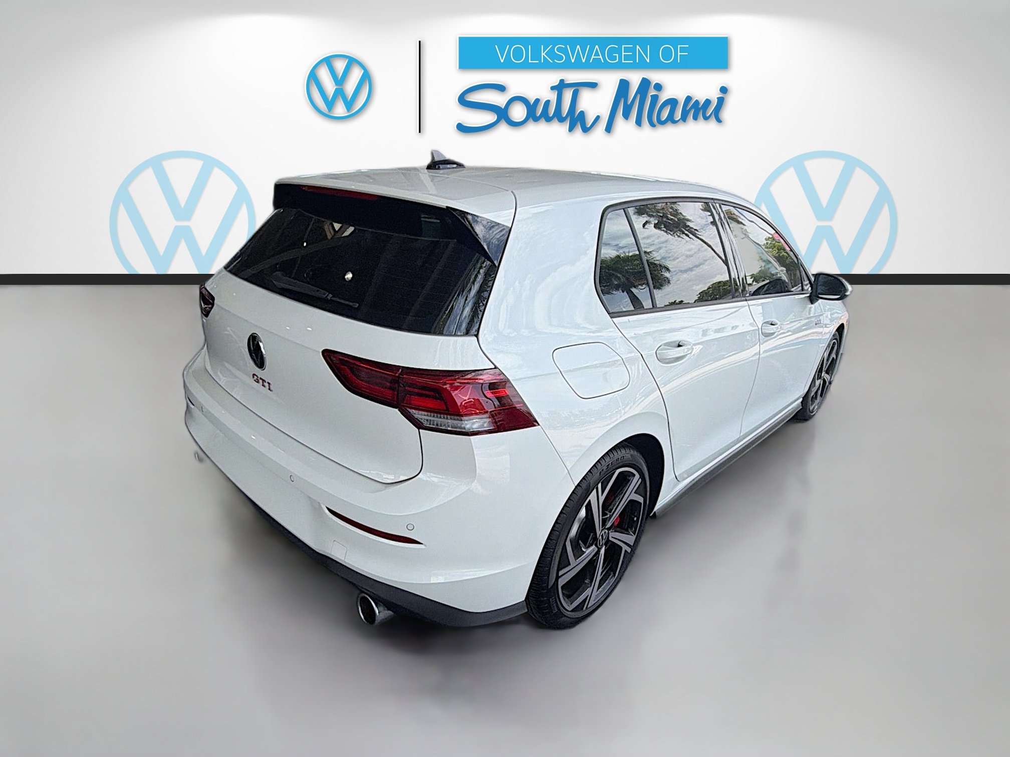 New 2026 Volkswagen GTI SE FWD image 7