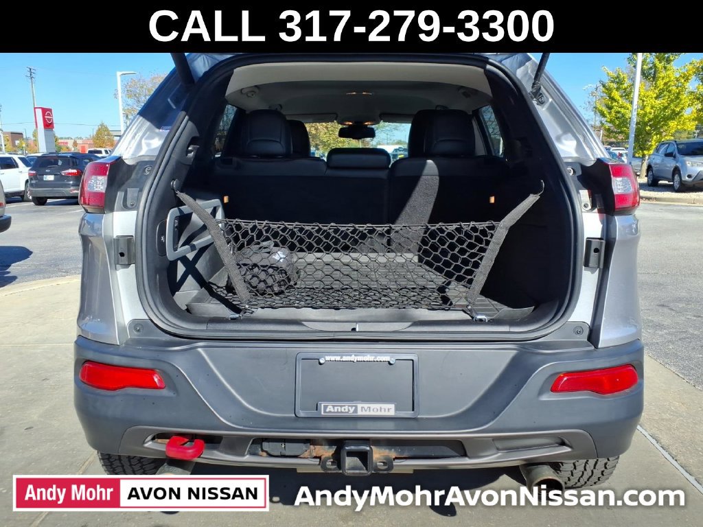 Used 2014 Jeep Cherokee Trailhawk w/ Comfort/Convenience Group AWD/4WD image 9