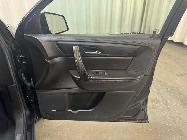 Used 2016 GMC Acadia SLT image 43