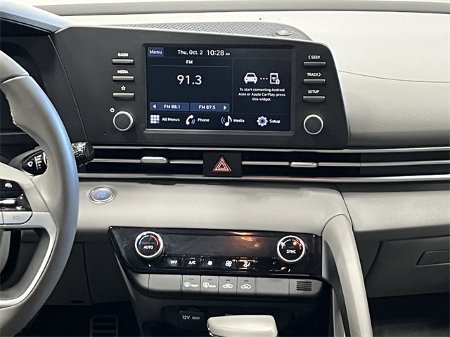 Used 2025 Hyundai Elantra Sport image 18