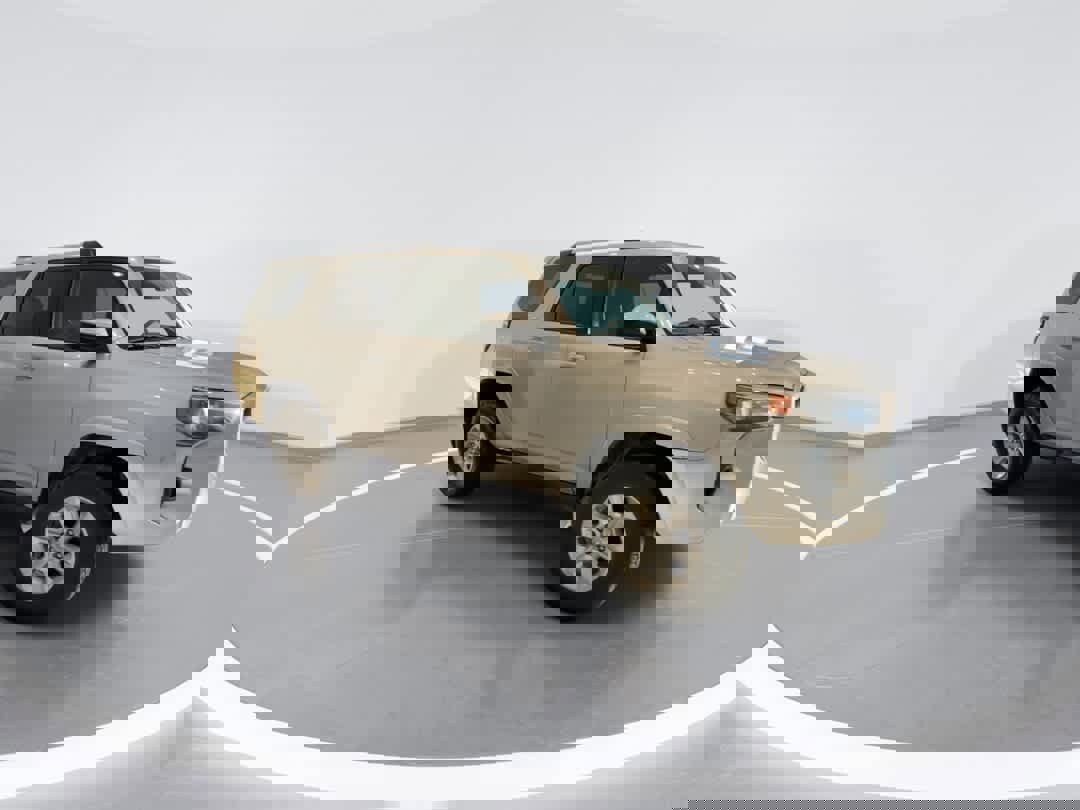 Used 2019 Toyota 4Runner SR5 image 2