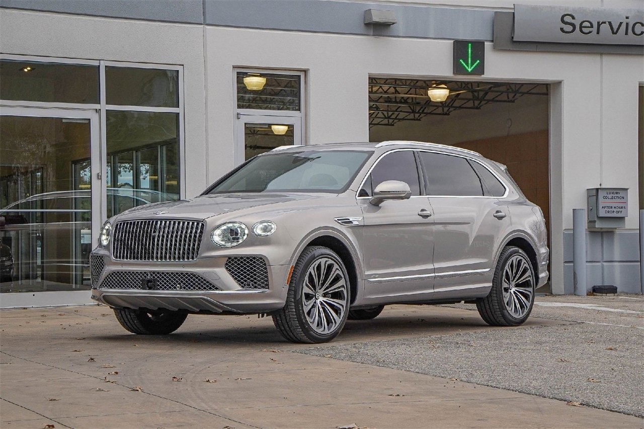 Certified 2024 Bentley Bentayga Extended Wheelbase image 12