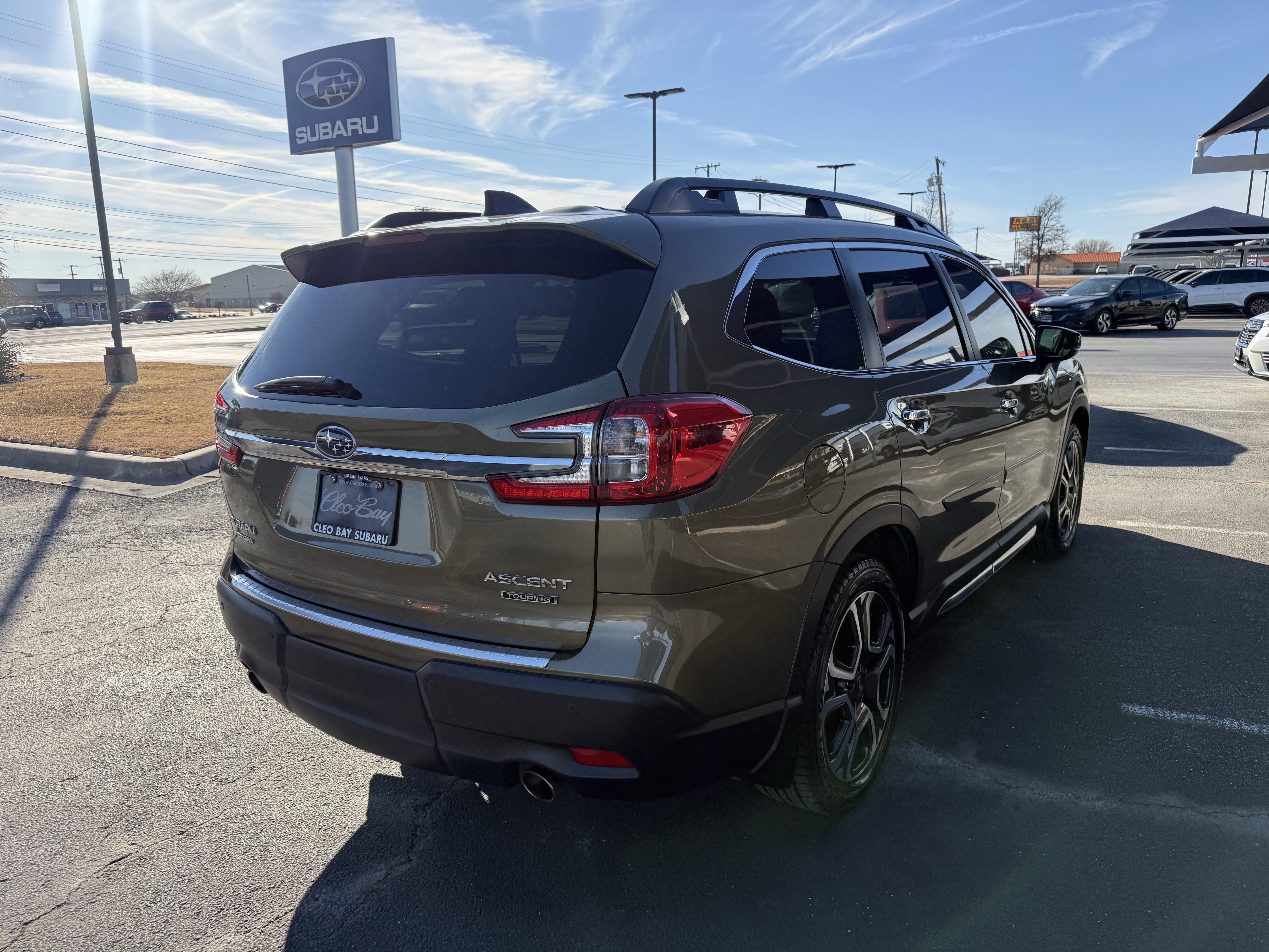 Certified 2024 Subaru Ascent Touring w/ Popular Package #2 image 7