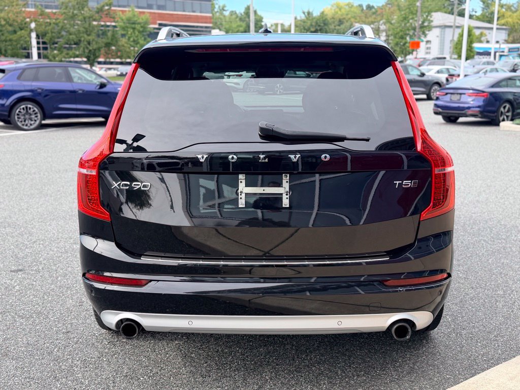 Used 2018 Volvo XC90 T5 Momentum w/ Convenience Package AWD/4WD image 5