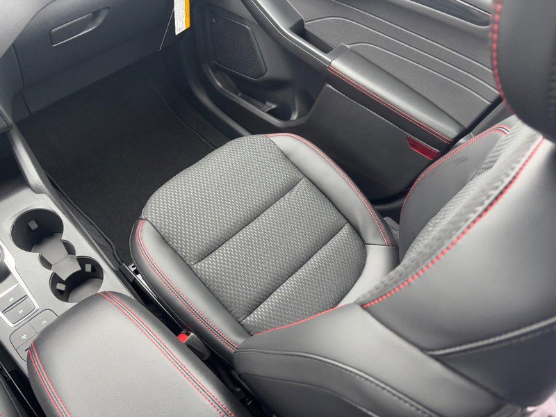 New 2026 Ford Escape ST-Line w/ Cold Weather Package FWD image 9