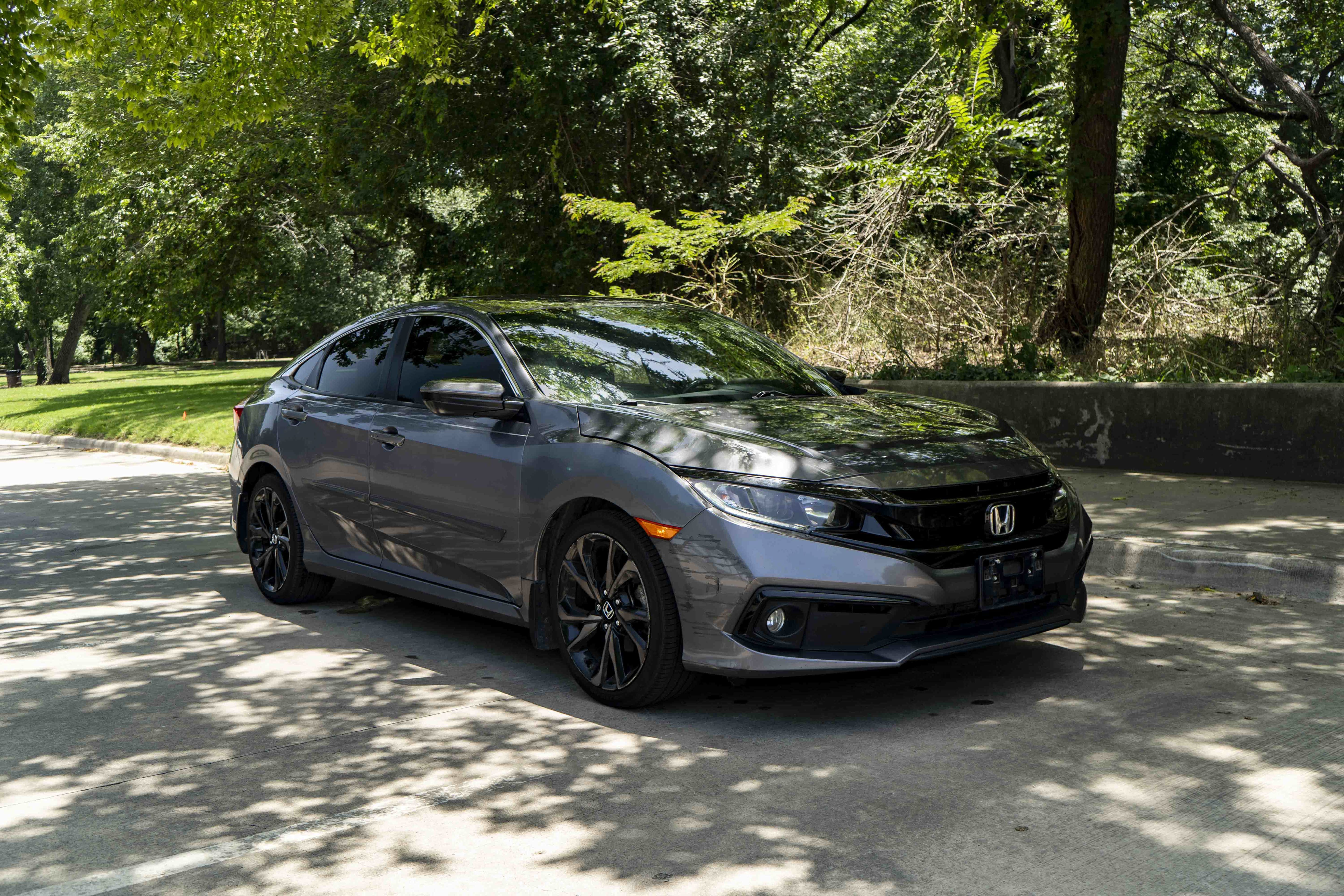 Used 2020 Honda Civic Sport image 2