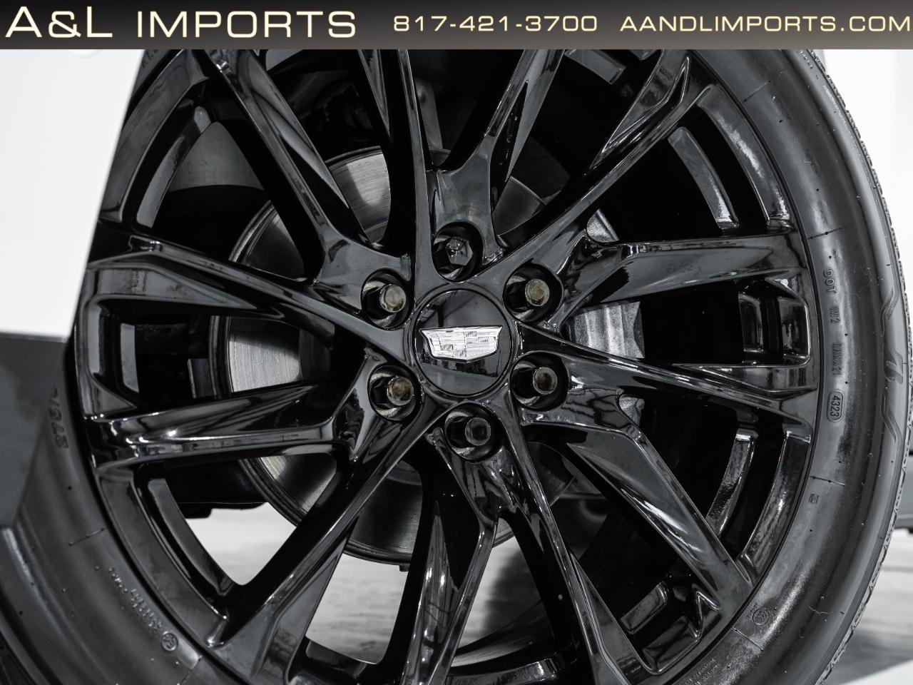 Used 2024 Cadillac Escalade Sport Platinum w/ LPO, ONYX Package AWD/4WD image 23