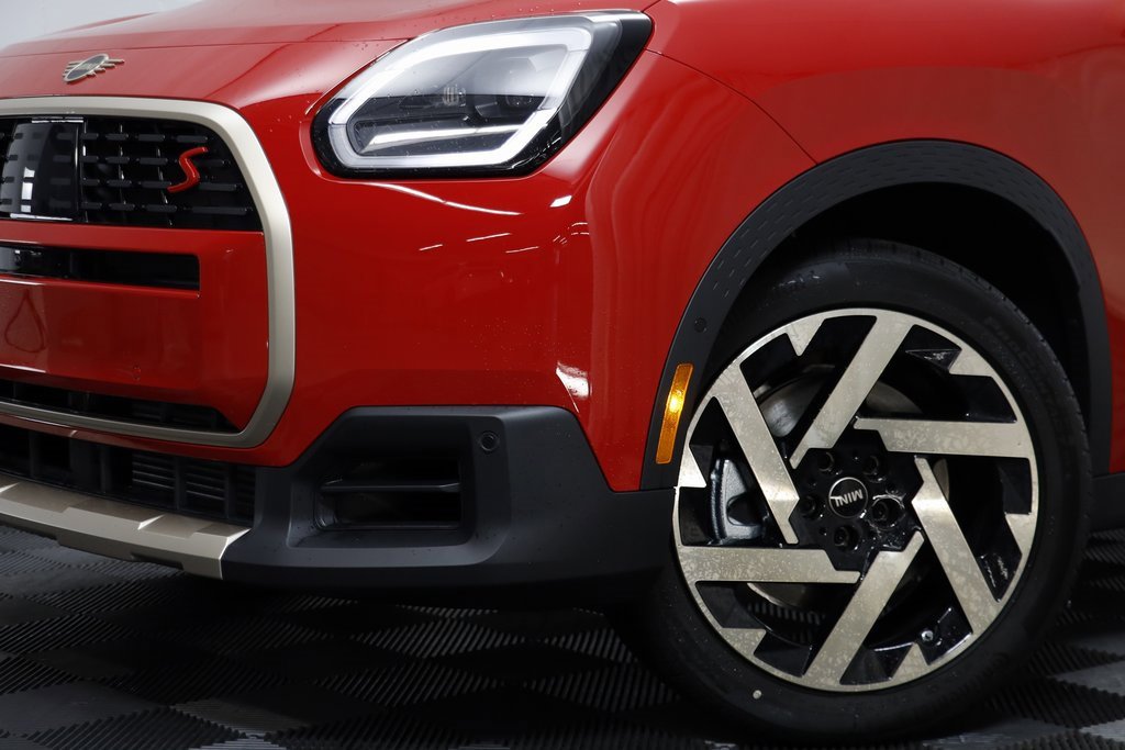 Certified 2025 MINI Cooper Countryman S image 3
