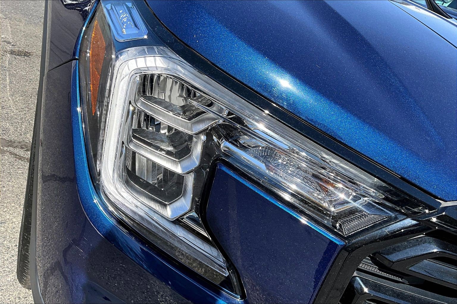Used 2022 GMC Terrain SLE w/ Driver Convenience Package FWD image 23