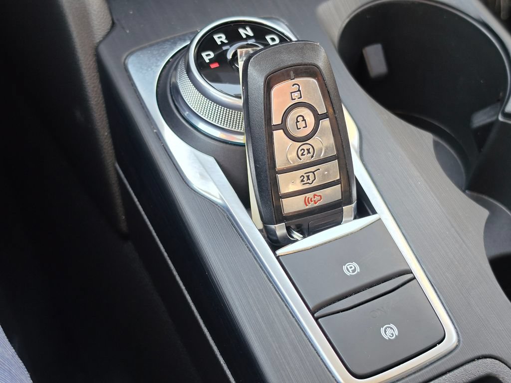 Used 2024 Ford Escape SE w/ PHEV Premium Package FWD image 29
