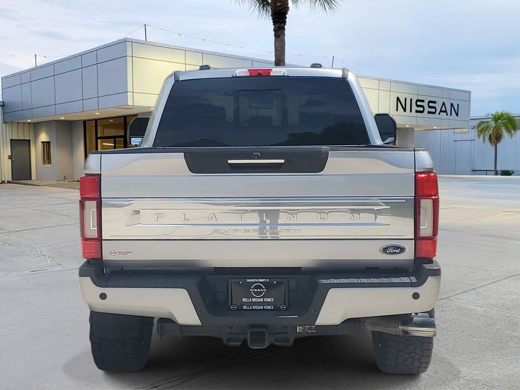 Used 2022 Ford F350 Platinum AWD/4WD image 5