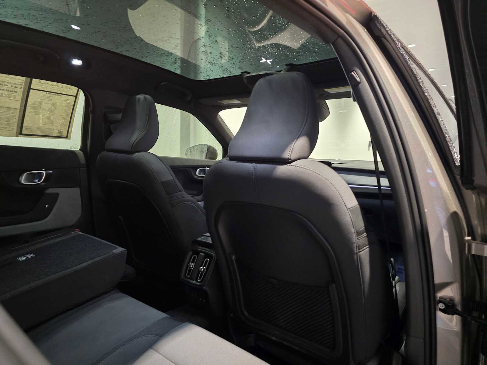 Used 2022 Polestar Polestar 2 w/ Plus Package image 18