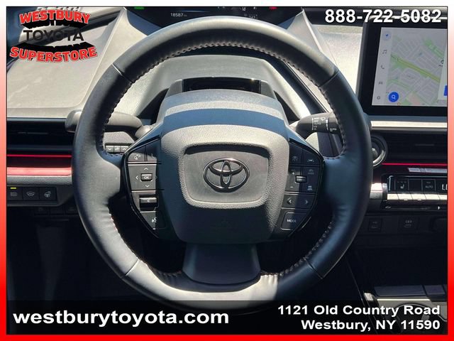 Used 2026 Toyota Prius Plug-In Hybrid FWD image 15