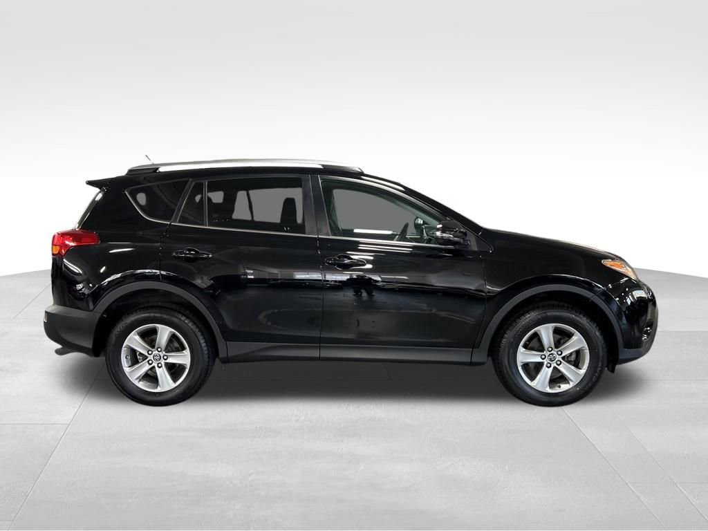 Used 2015 Toyota RAV4 XLE image 6