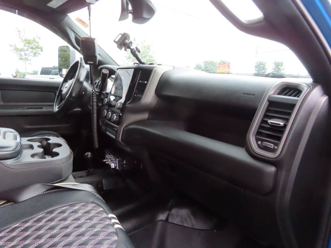 Used 2022 RAM 4500 Tradesman w/ Towing Technology Group AWD/4WD image 35