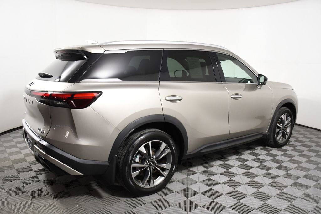 Used 2023 INFINITI QX60 Luxe w/ Cargo Package image 7