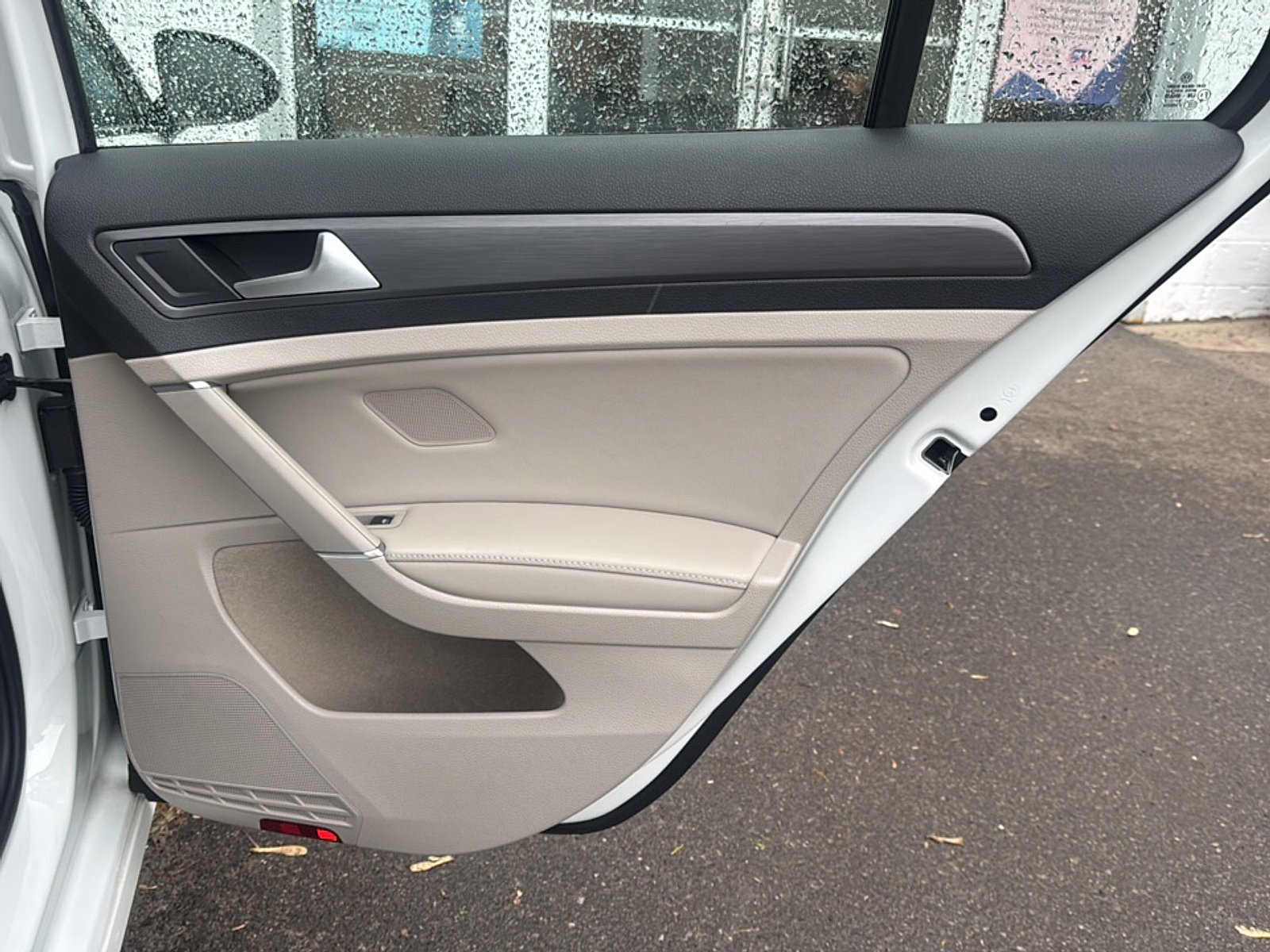 Used 2019 Volkswagen Golf SE w/ Driver Assistance Package FWD image 21