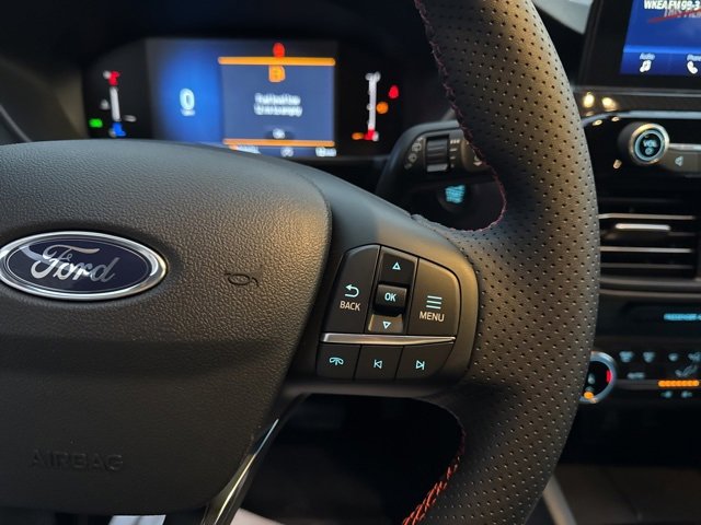 New 2025 Ford Escape ST-Line image 17
