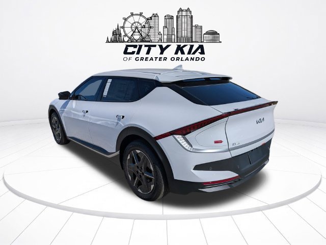 New 2026 Kia EV6 Light RWD image 4
