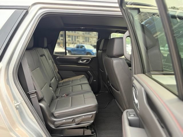 Used 2024 Chevrolet Tahoe RST AWD/4WD image 31