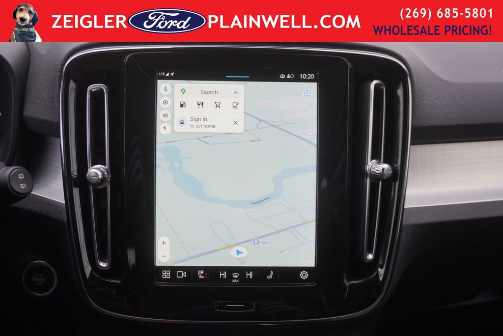 Used 2024 Volvo XC40 B5 Core image 21