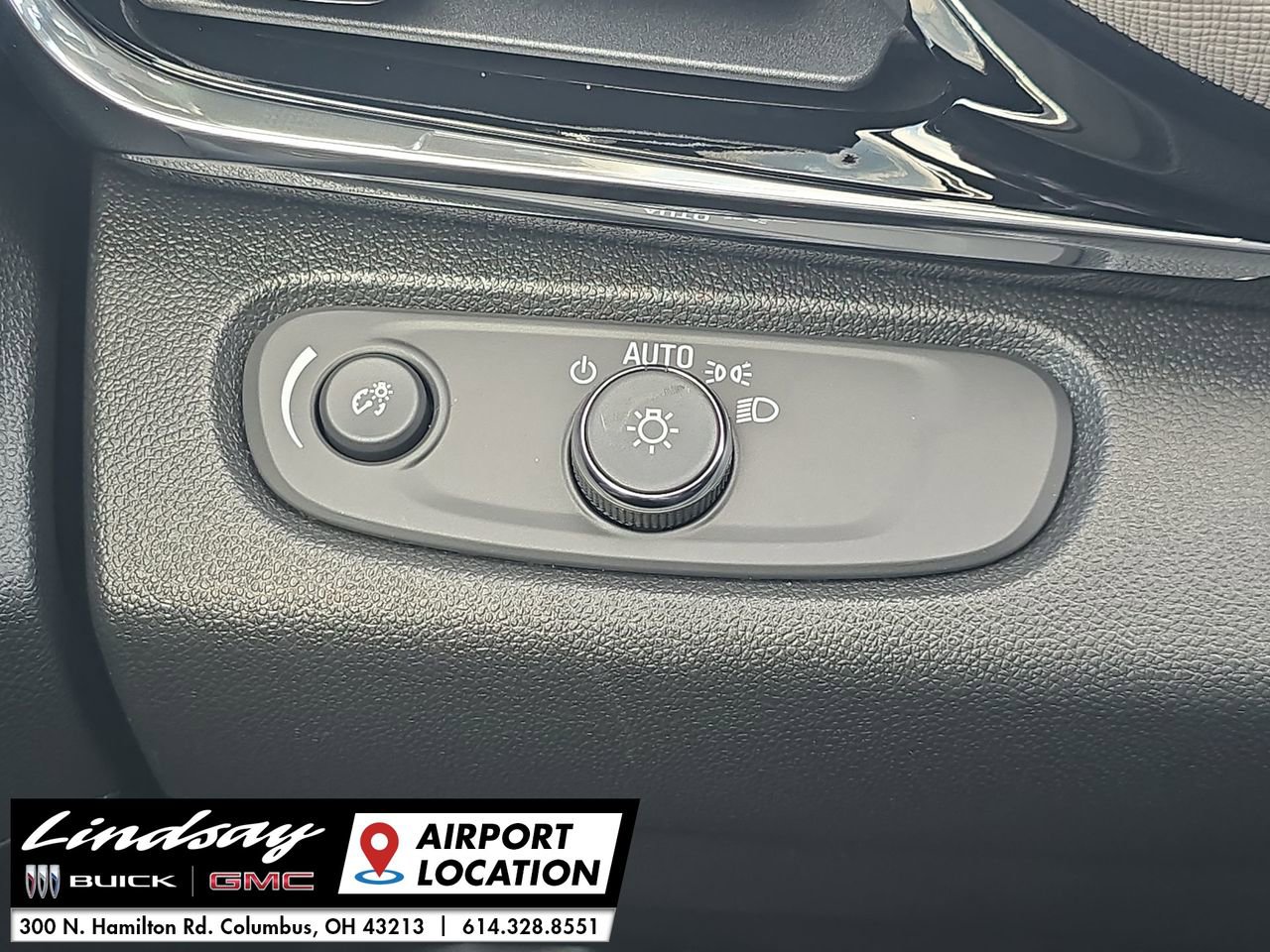 New 2026 Buick Envista Avenir image 18