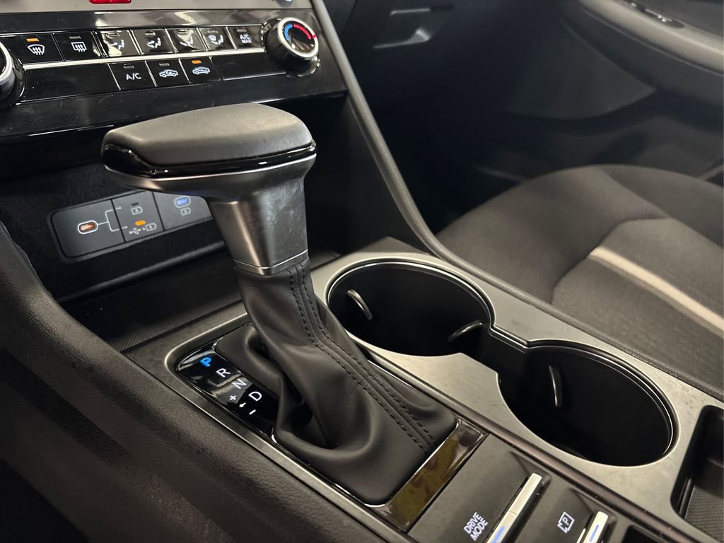 Certified 2025 Hyundai Sonata SE image 27