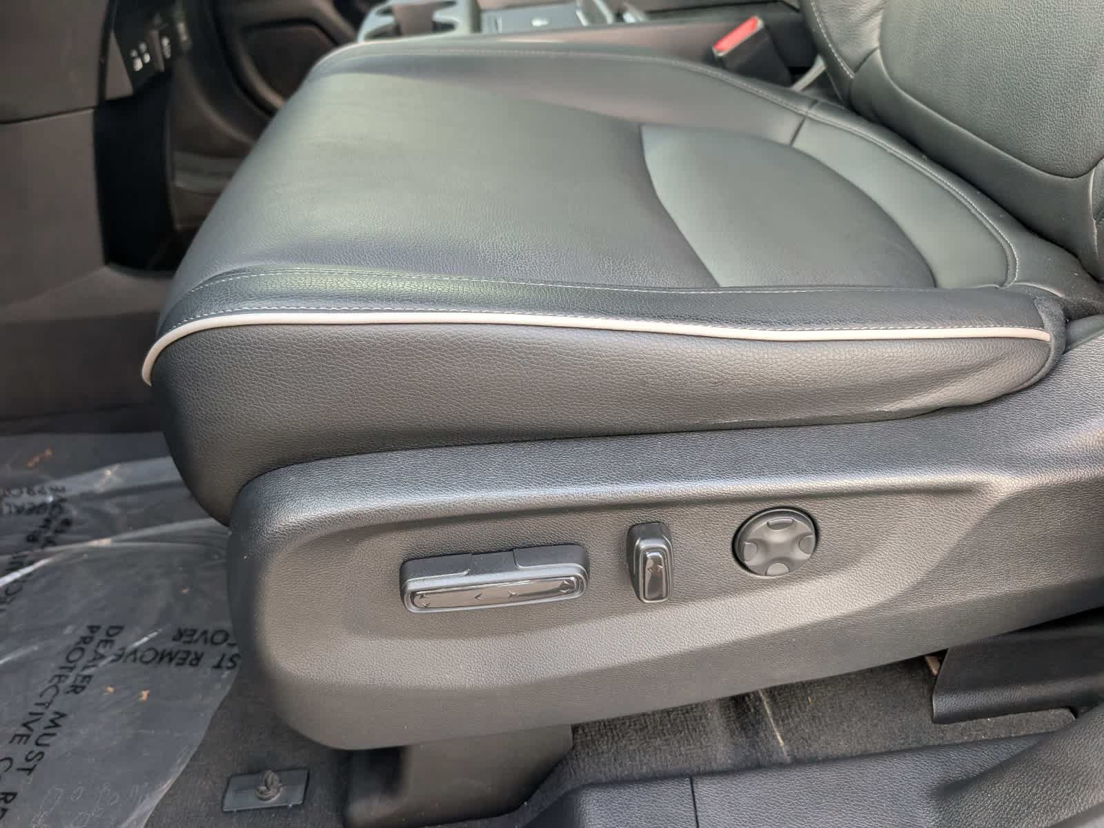 Certified 2025 Honda Odyssey Touring image 25