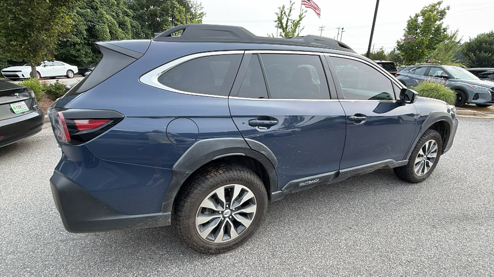 Used 2024 Subaru Outback Limited AWD/4WD image 8