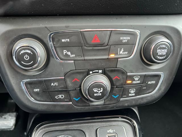 Used 2020 Jeep Compass Limited w/ Advanced Safety Group image 18