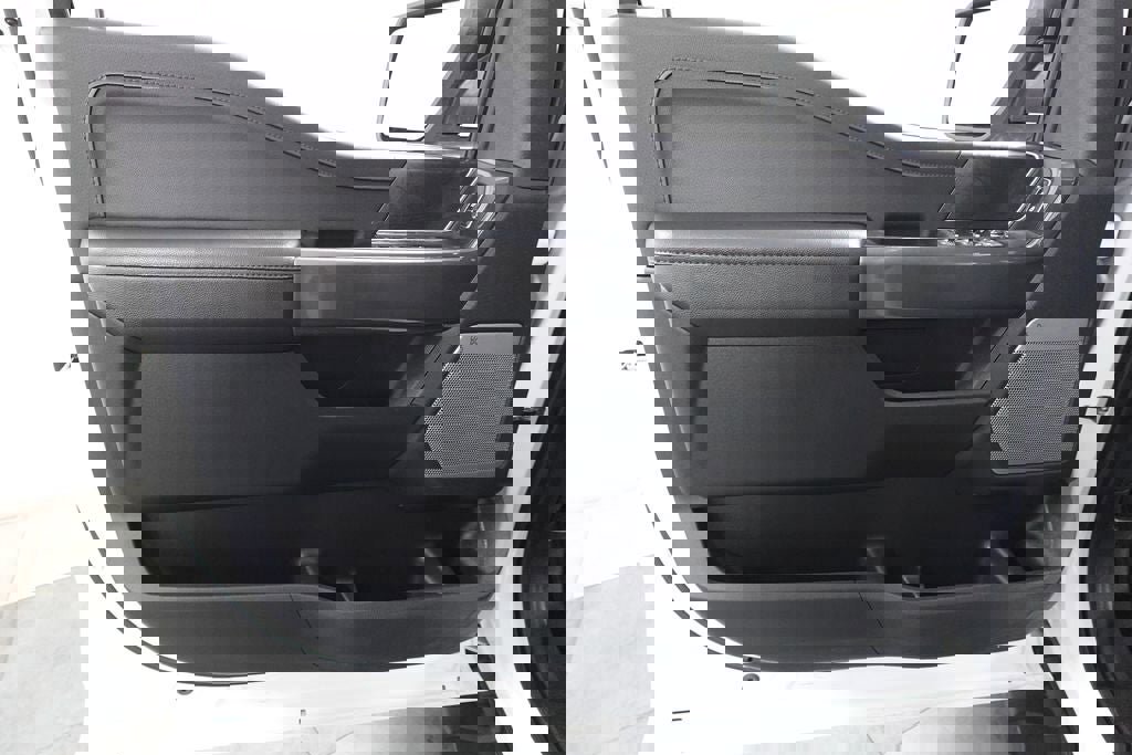 Used 2023 Ford F150 XLT w/ Equipment Group 302A High image 5