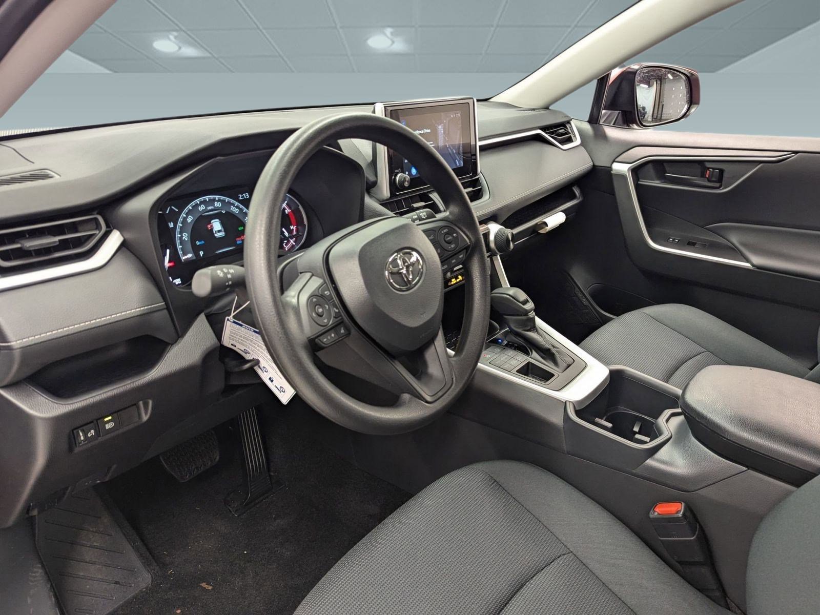 New 2025 Toyota RAV4 LE image 3