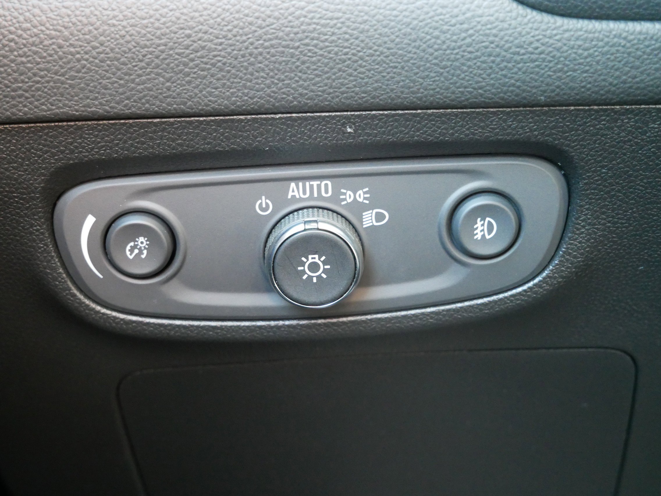 Used 2021 Buick Encore GX Select image 22