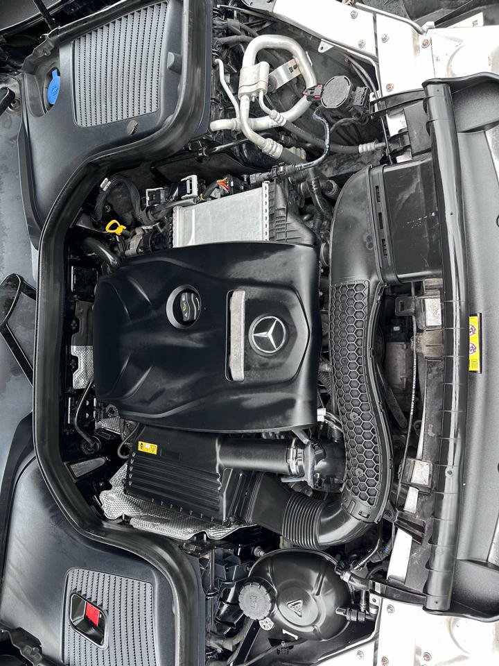 Used 2018 Mercedes-Benz GLC 300 image 40