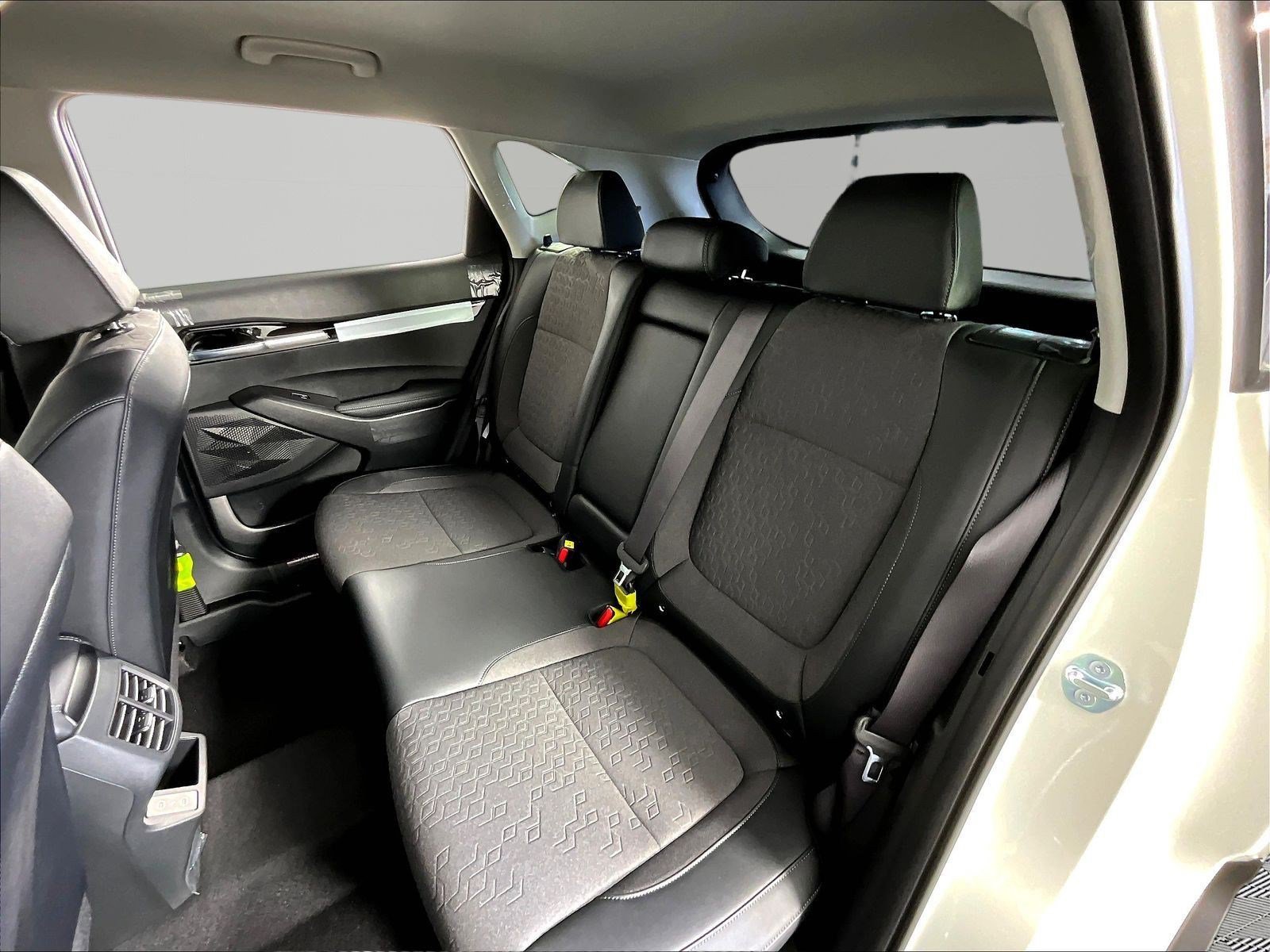 New 2026 Kia Seltos S AWD/4WD image 17