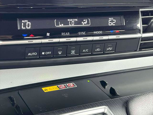 Certified 2025 Toyota Sienna LE image 34