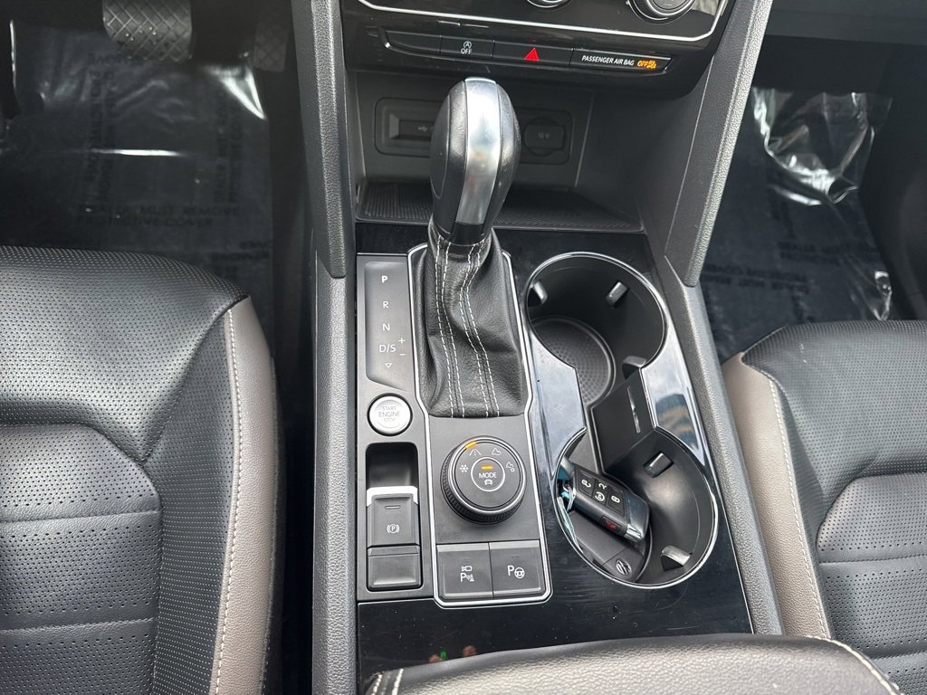 Used 2021 Volkswagen Atlas Cross Sport SEL Premium image 30