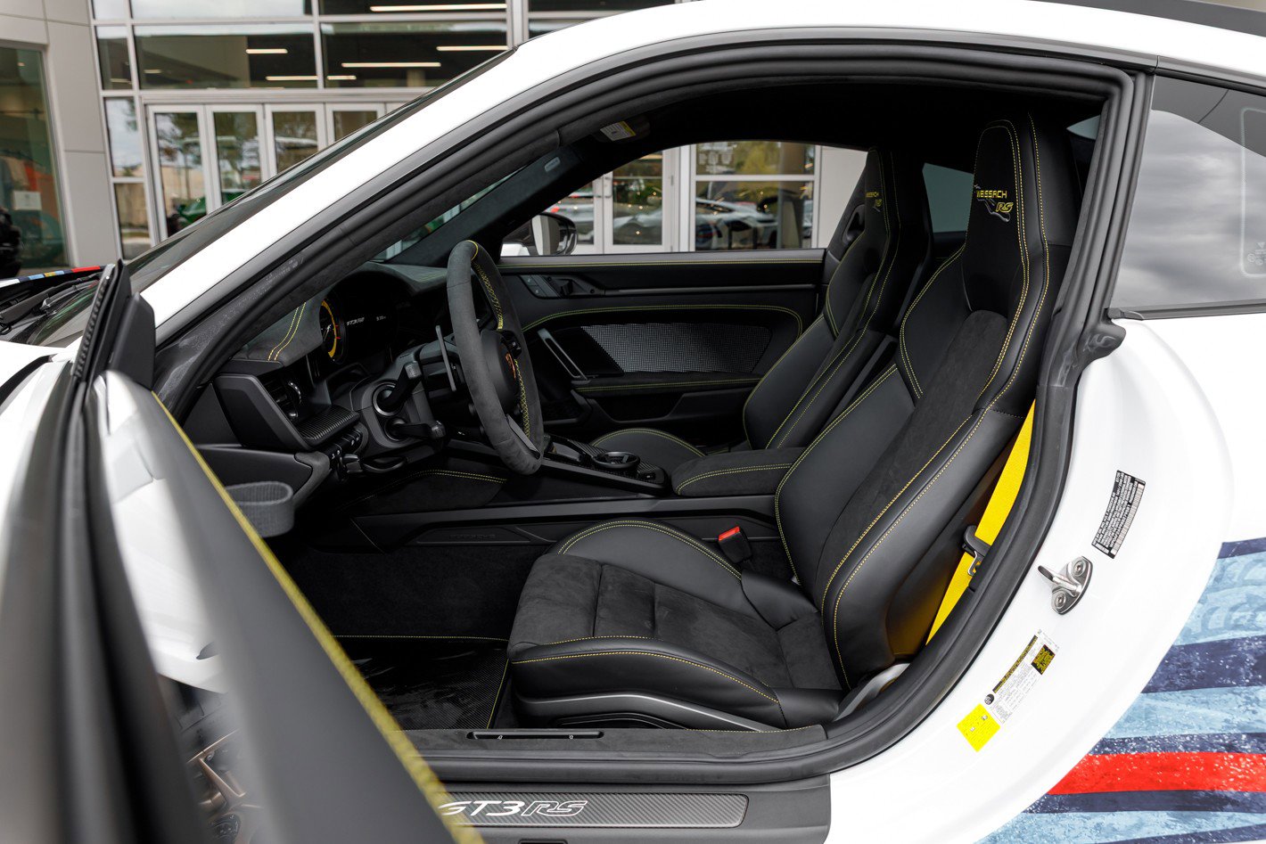 Used 2025 Porsche 911 GT3 RS image 58