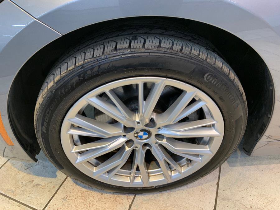 Used 2024 BMW 330i xDrive Sedan w/ Convenience Package image 13