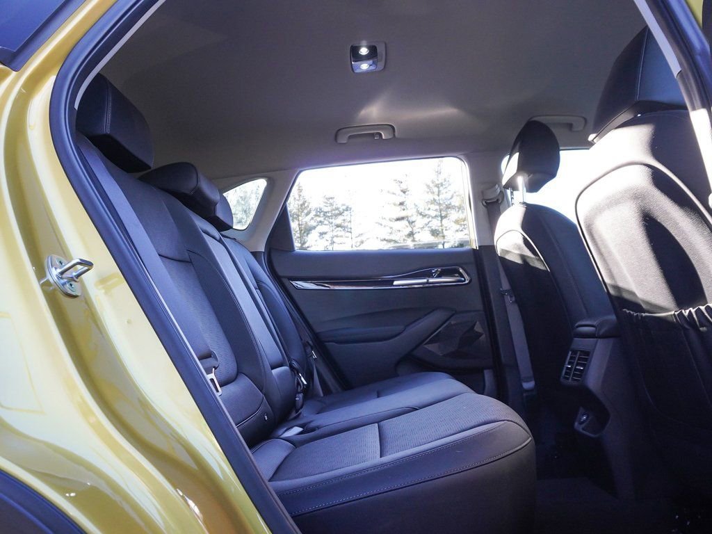 Used 2023 Kia Seltos SX image 39