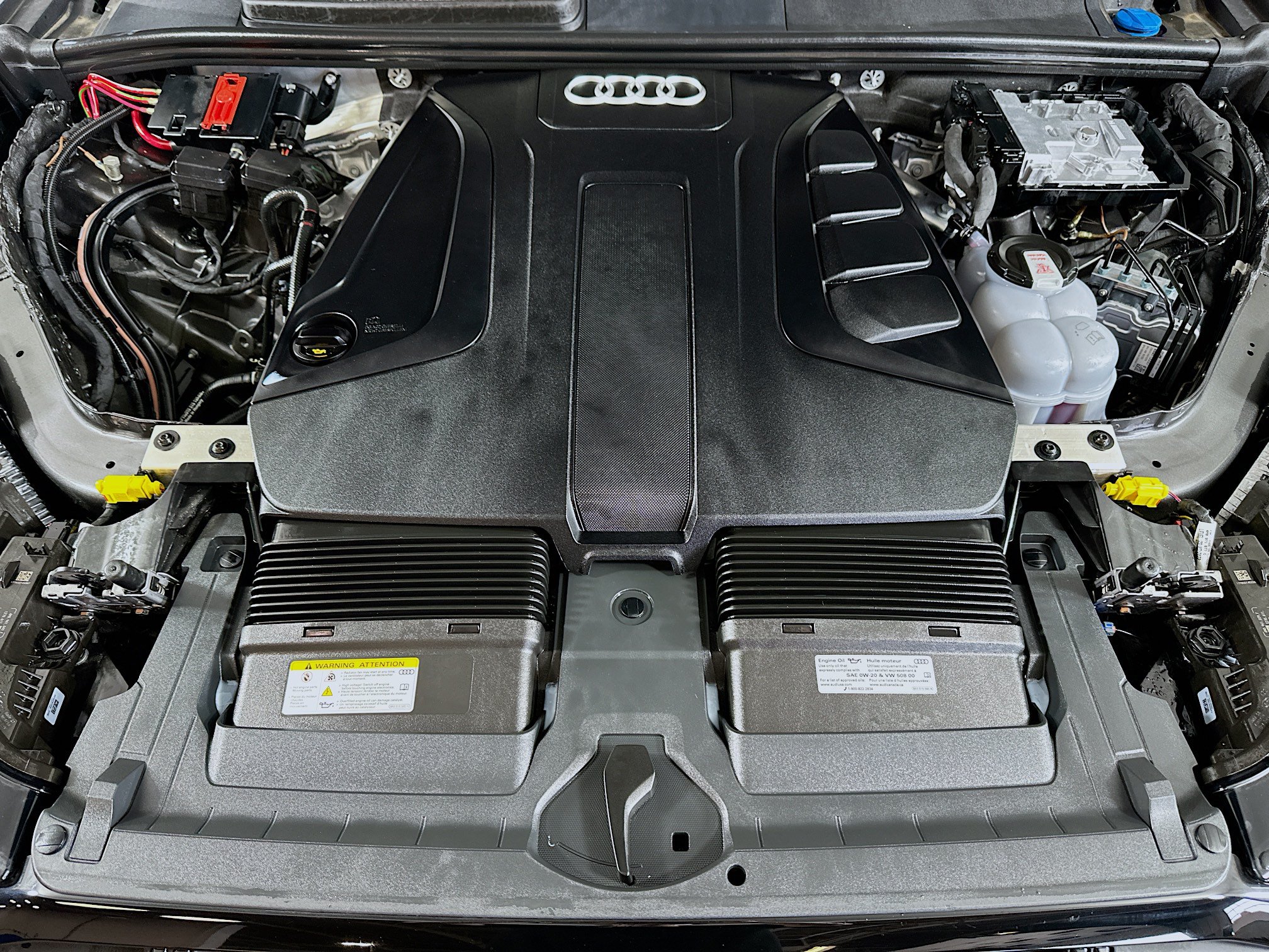 Used 2025 Audi Q7 2.0T Premium w/ Convenience Plus Package AWD/4WD image 32